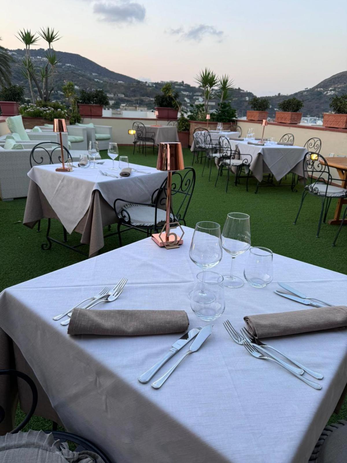 Hotel La Filadelfia Lipari  Exterior foto